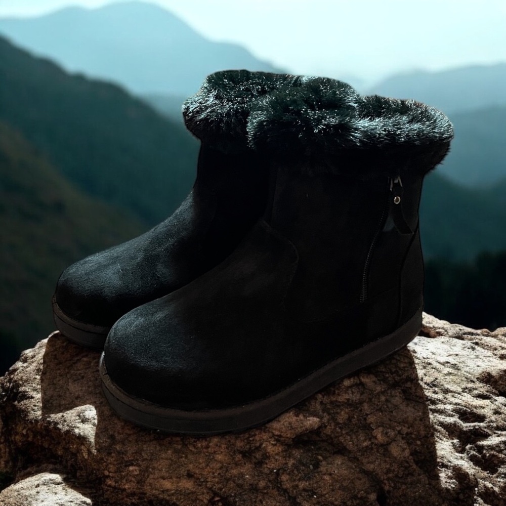 Snow boots By Mountain Warhouse